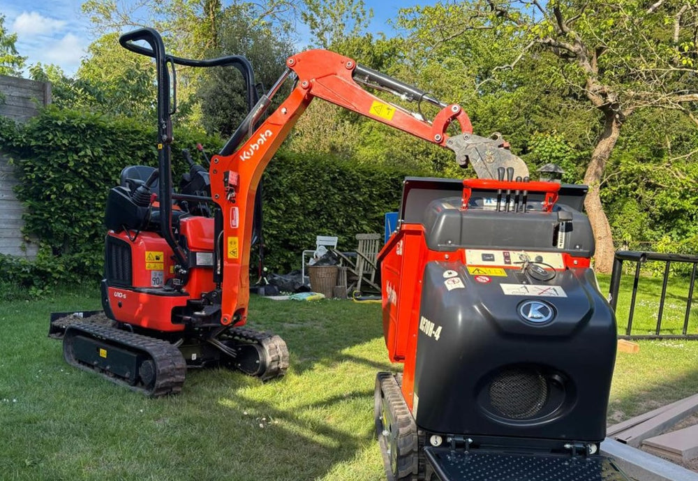 Tuin laten afgraven in Bodegraven met mini-graafmachine en machinist